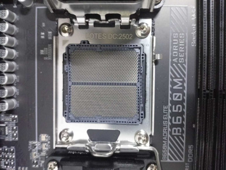 GIGABYTE B650M AORUS ELITE DDR5 AM5 MATX(OUTLET)