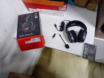ASUS ROG PELTA KABLOSUZ KULAKLIK(OUTLET)
