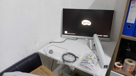 BENQ EW2790U 27