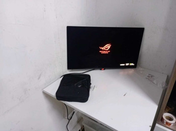 ASUS ROG STRIX XG27UCDMG 0.03 MS 240 HZ 27(OUTLET)