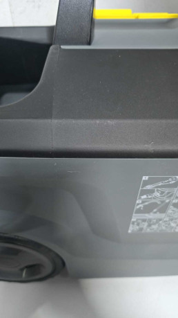 KARCHER PUZZI 10/1 HALI YIKAMA MAKINESI(OUTLET)