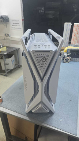 ASUS GR701 ROG HYPERION WHITE KASA(OUTLET)