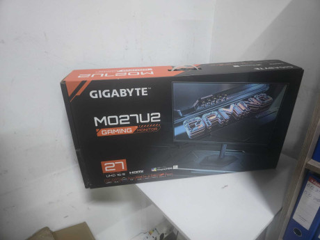 GIGABYTE MO27U2 27