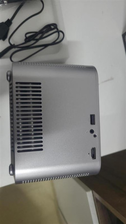 TopG VISION ULTRA70 HOME PROJECTOR(OUTLET)