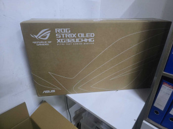 ASUS ROG STRIX XG32UCWMG 31.5 DUAL MODE MO(OUTLET)
