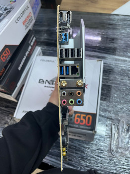 COLORFUL BATTLE-AX B650M-WHITE WIFI V14 DD(OUTLET)