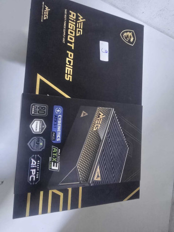 MSI MEG AI1600T PCIE5 1600W80+ TITANIUM FU(OUTLET)