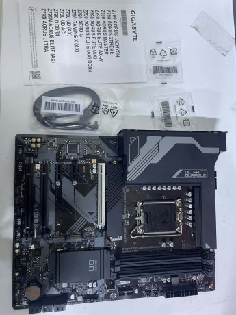GIGABYTE Z790 D INTEL LGA 1700 DDR4 5333MH(OUTLET)