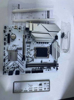 COLORFUL BATTLE-AX B760M-G WHITE WIFI V20 (OUTLET)