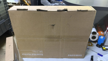 24 SAMSUNG LS24D400GAUXUF 5MS 100HZ FHD Pİ(OUTLET)