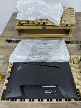 MSI 27