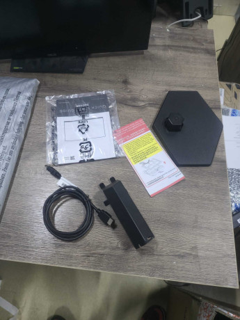 AOC 24G11ZE 23.8